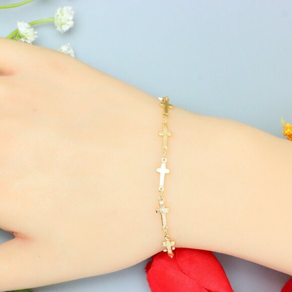 "Elegant & Trendy Bracelet, A Perfect Gift for Women, Thoughtful, EVCH1836 - Picture 2 of 10